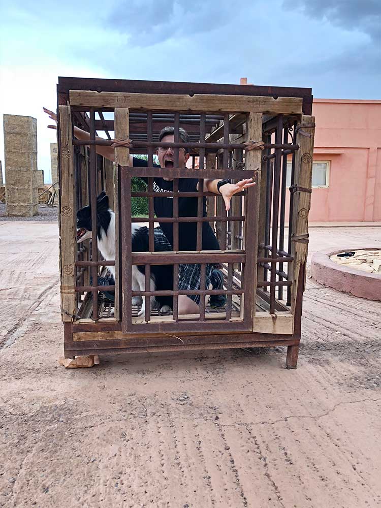 Rafa and Pedro locked in a cage, at CLA studios, in Morocco