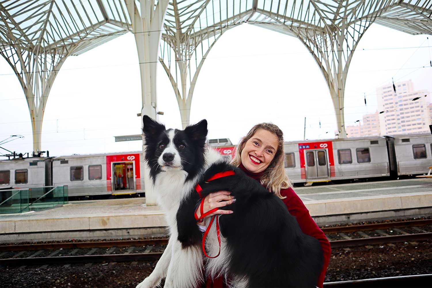 Sara and Rafa at Oriente station in Lisbon.